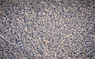 Flaky and elongated aggregate